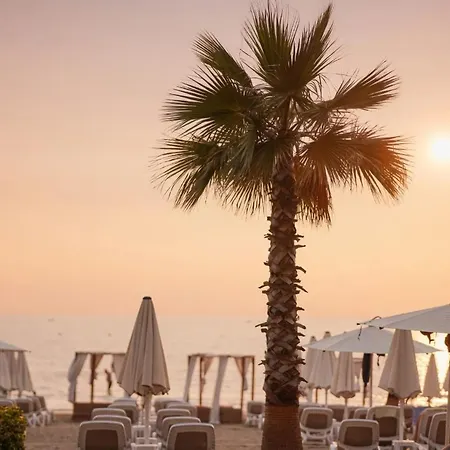 Eurofly Kastrati Empire 3* Golem (Tirana)